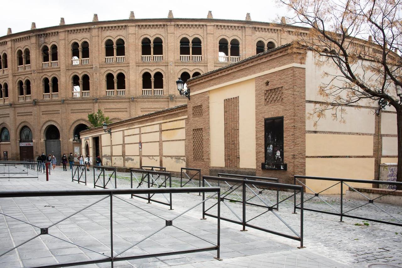 Duerme Junto A La Plaza De Toros De Granada. Apartment Exterior photo
